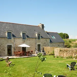 Hébergement de vacances Les écuries Du Nevez, Plonéour-Lanvern